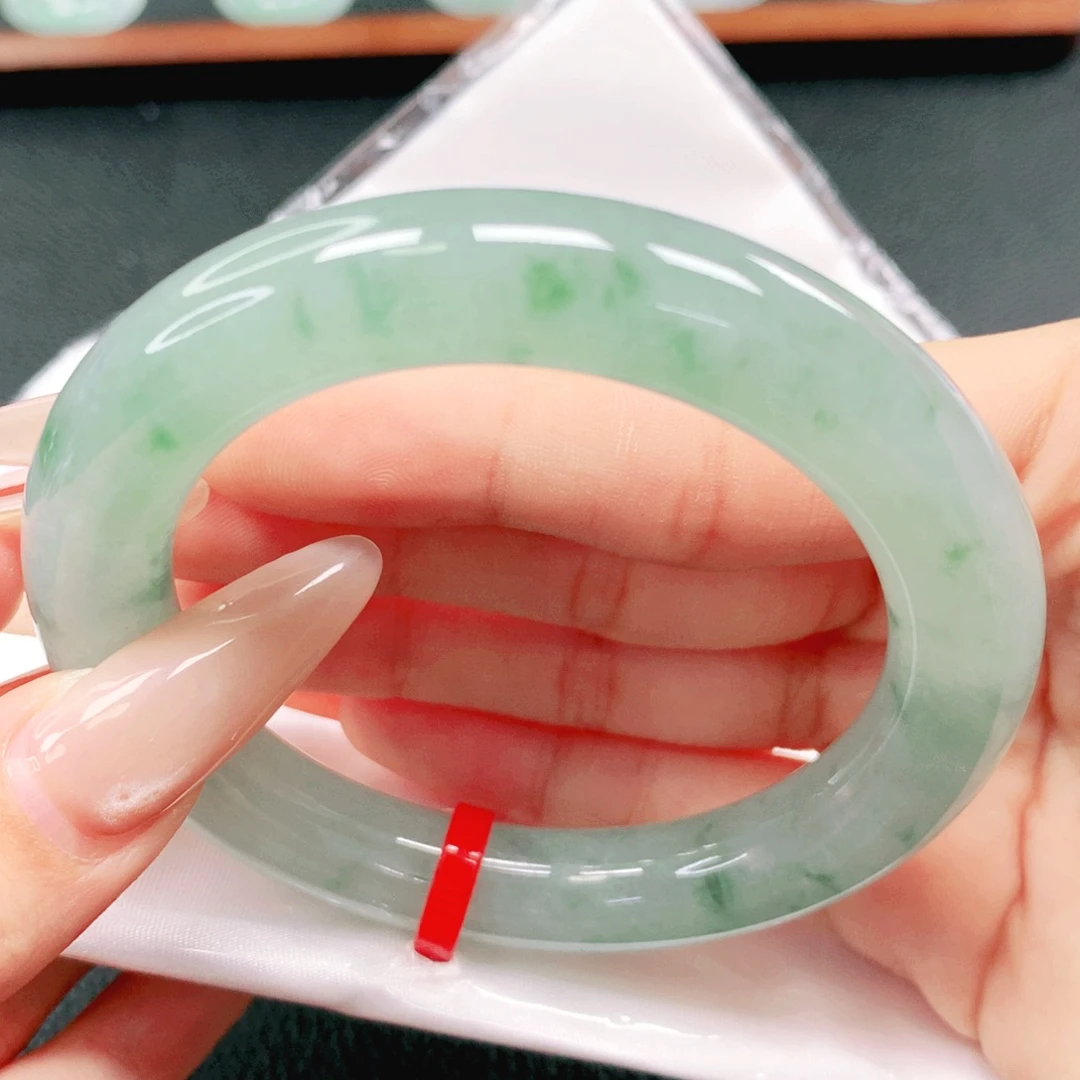 翡翠未镶嵌手镯54