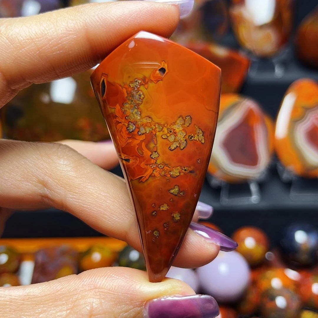 未镶嵌颈饰玛瑙/玉髓