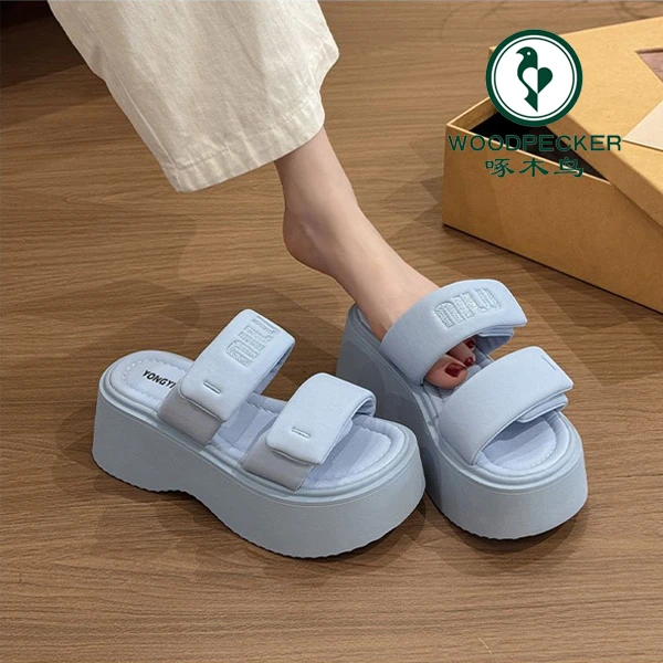 啄木鸟厚底凉拖鞋女夏季外穿2025新款魔术贴增高软底一字拖沙滩鞋