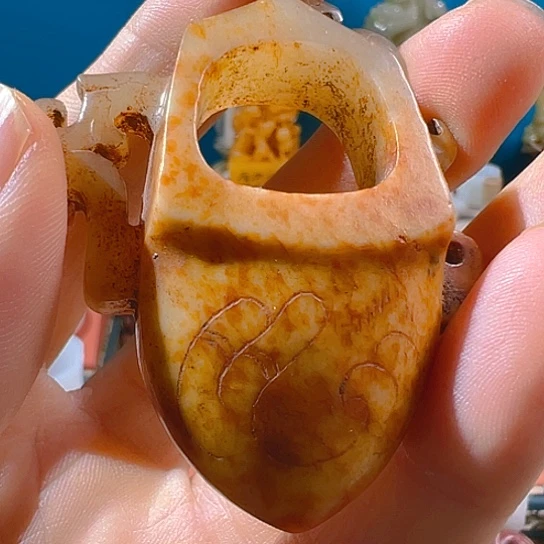 和田玉（糖玉）未镶嵌挂件