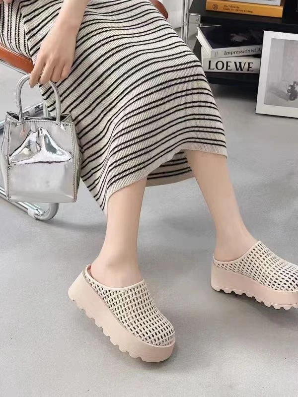 厚底软底凉拖镂空坡跟编织包头拖包头时尚舒适休闲半拖防滑