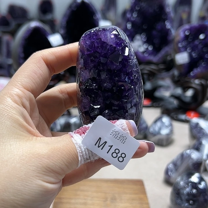 水晶未镶嵌大型摆件（非配饰）摆件