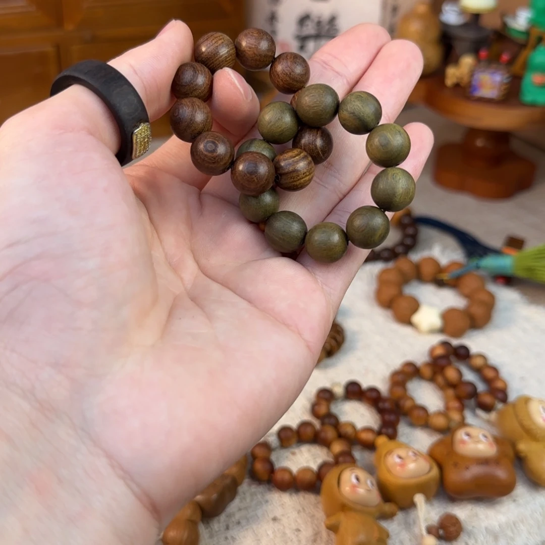 非洲檀香无事牌二人转