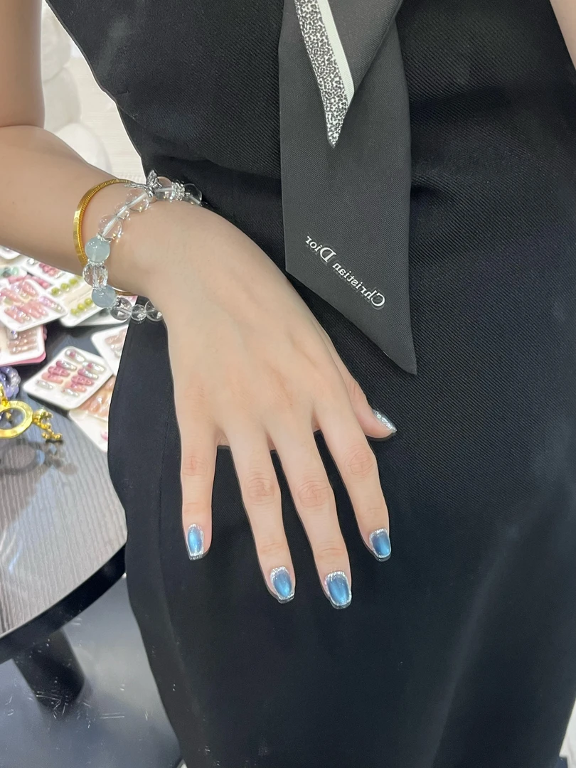 【蓝眼泪】 蓝猫眼高级法式猫眼显白气质 纯手工穿戴甲