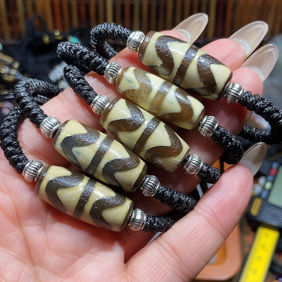 玛瑙/玉髓颈饰未镶嵌多样性发其一