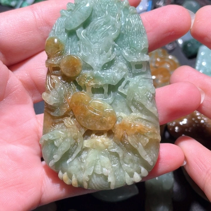 【闪购商品】翡翠颈饰未镶嵌天然翡翠