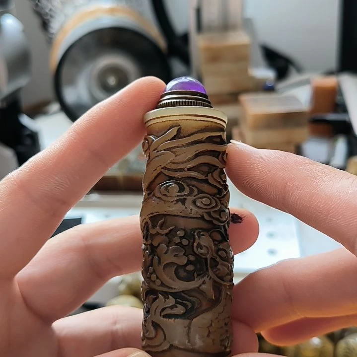 寿山石印石鼻烟壶