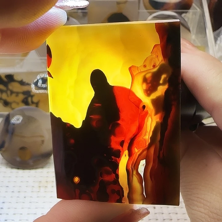 玛瑙/玉髓未镶嵌珠宝奇石