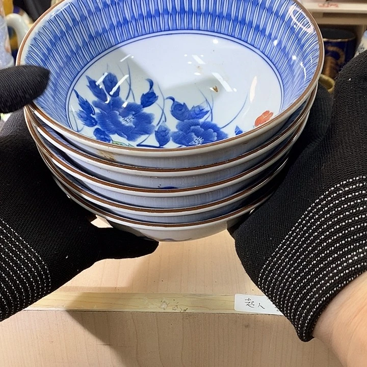 瓷片?****?哈哈哈哈哈哈哈哈哈哈