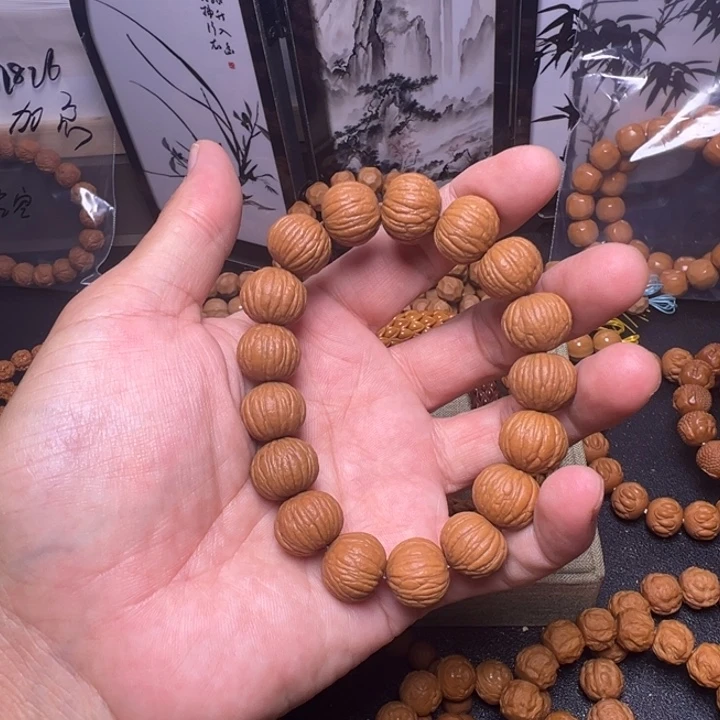 猴头核桃手串风雨