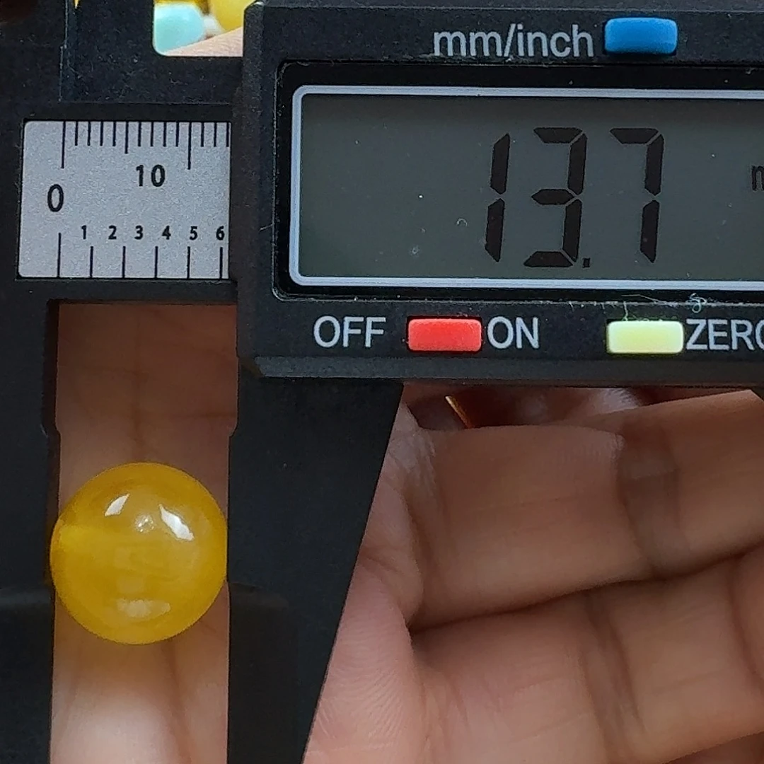 蜜蜡未镶嵌裸石17杂