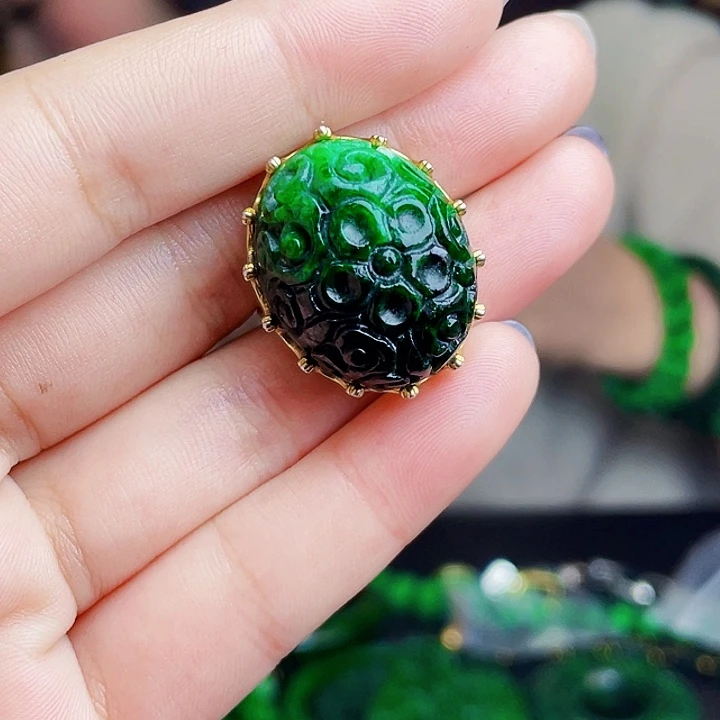 翡翠银S925镶嵌颈饰多样性