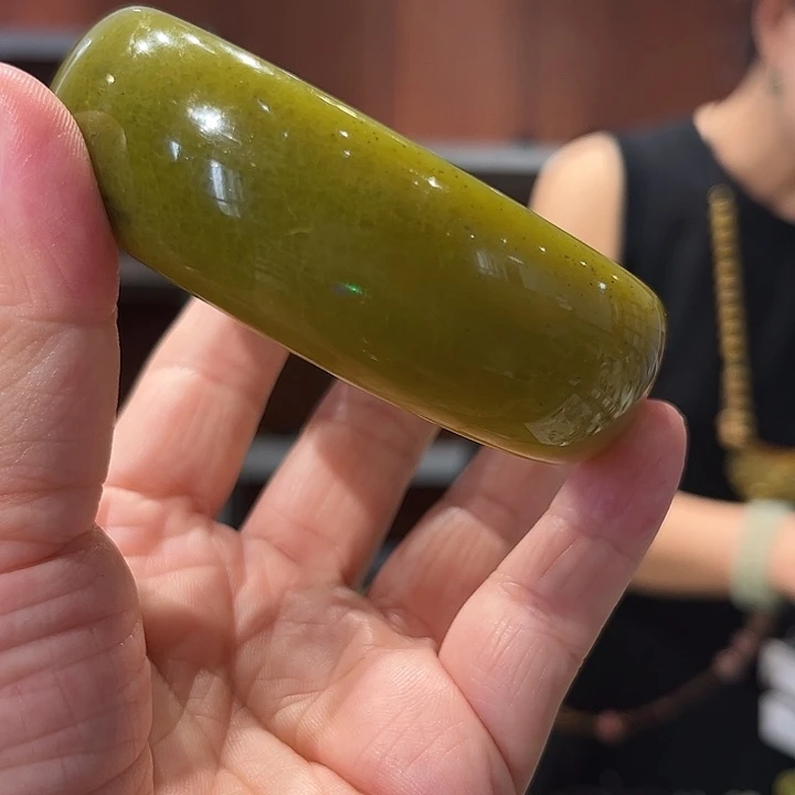 岫玉未镶嵌毛衣链