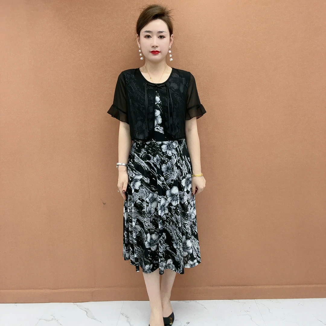 新中式妈妈连衣裙新款小碎花气质显瘦假两件夏季裙子
