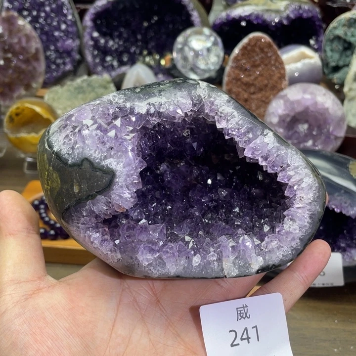 未镶嵌珠宝半成品水晶