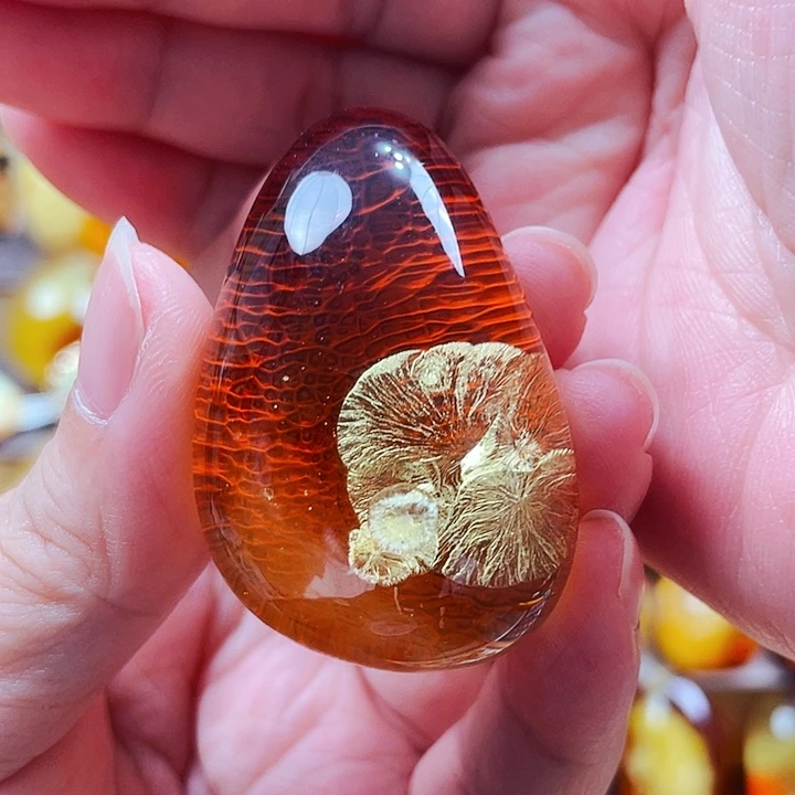 裸石琥珀未镶嵌吊坠