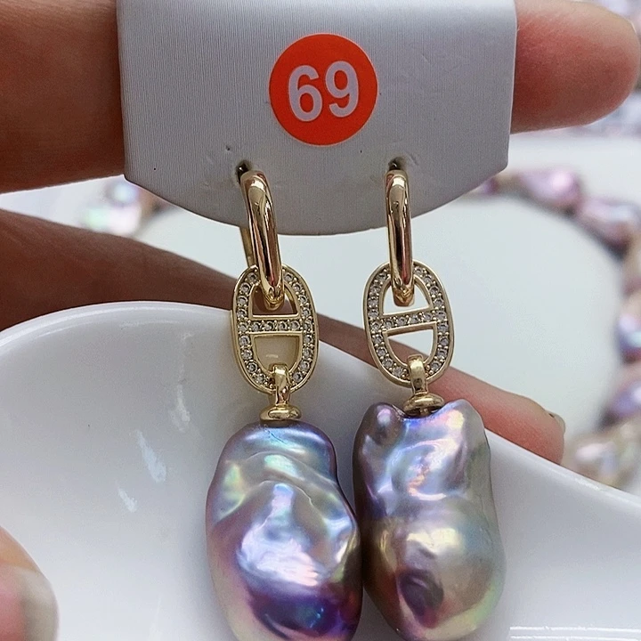 银S925镶嵌耳饰淡水珍珠