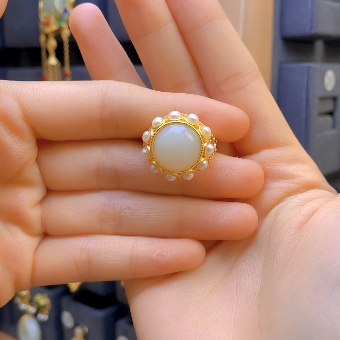 和田玉戒指银S925镀金镶嵌