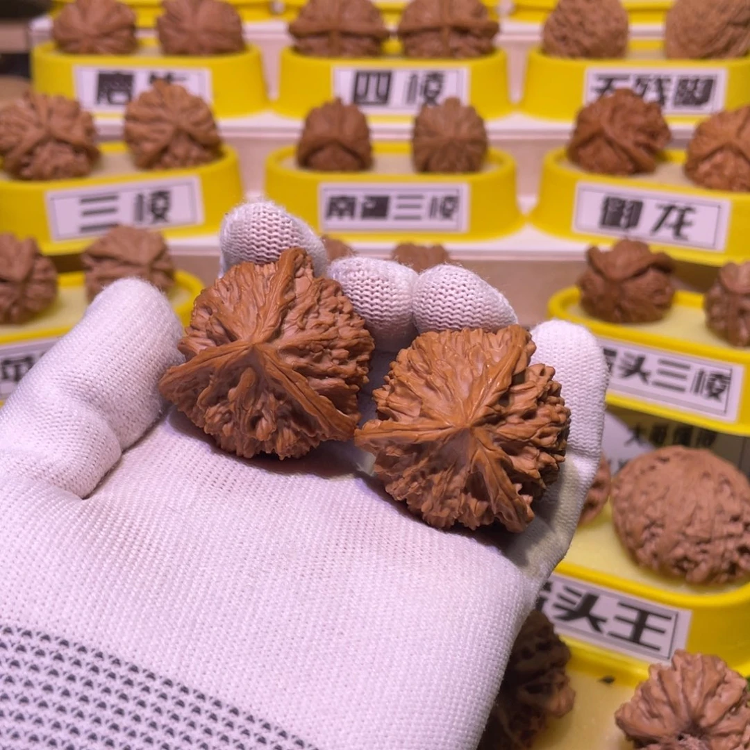 把件桃核转圈文山三棱