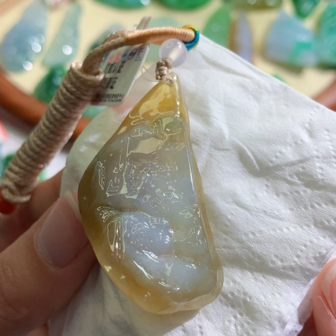 【闪购商品】翡翠吊坠(不含链)未镶嵌 3789