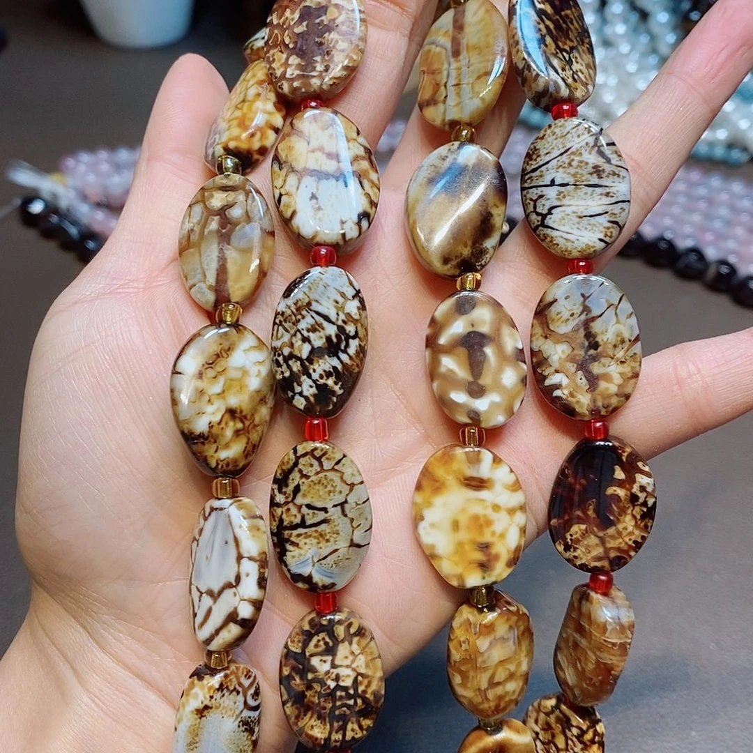 玛瑙/玉髓配珠天然红玛瑙椭圆饼一条