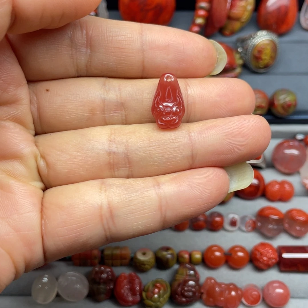 南红玛瑙未镶嵌配饰