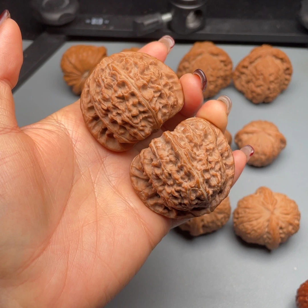 把件文玩核桃44.5白狮子