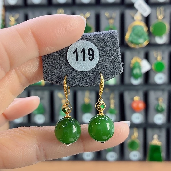 和田玉18K金镶嵌耳饰