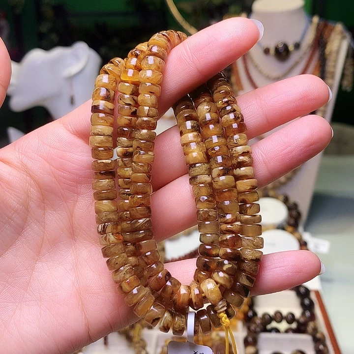 琥珀未镶嵌裸石抚顺琥珀7/直切蜜蜡