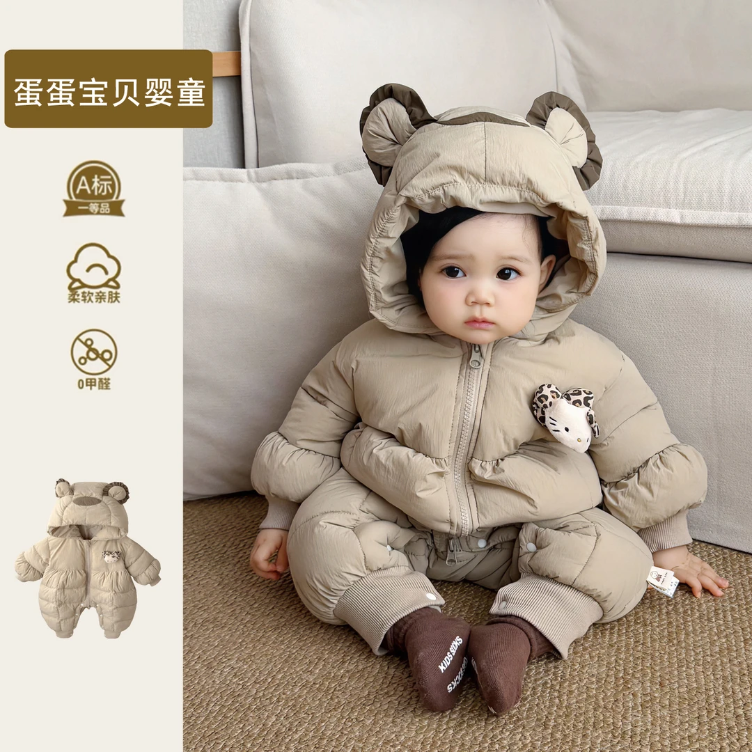 韩版女宝宝冬装加厚婴儿夹棉衣服连体超萌洋气外出抱衣小月龄冬季
