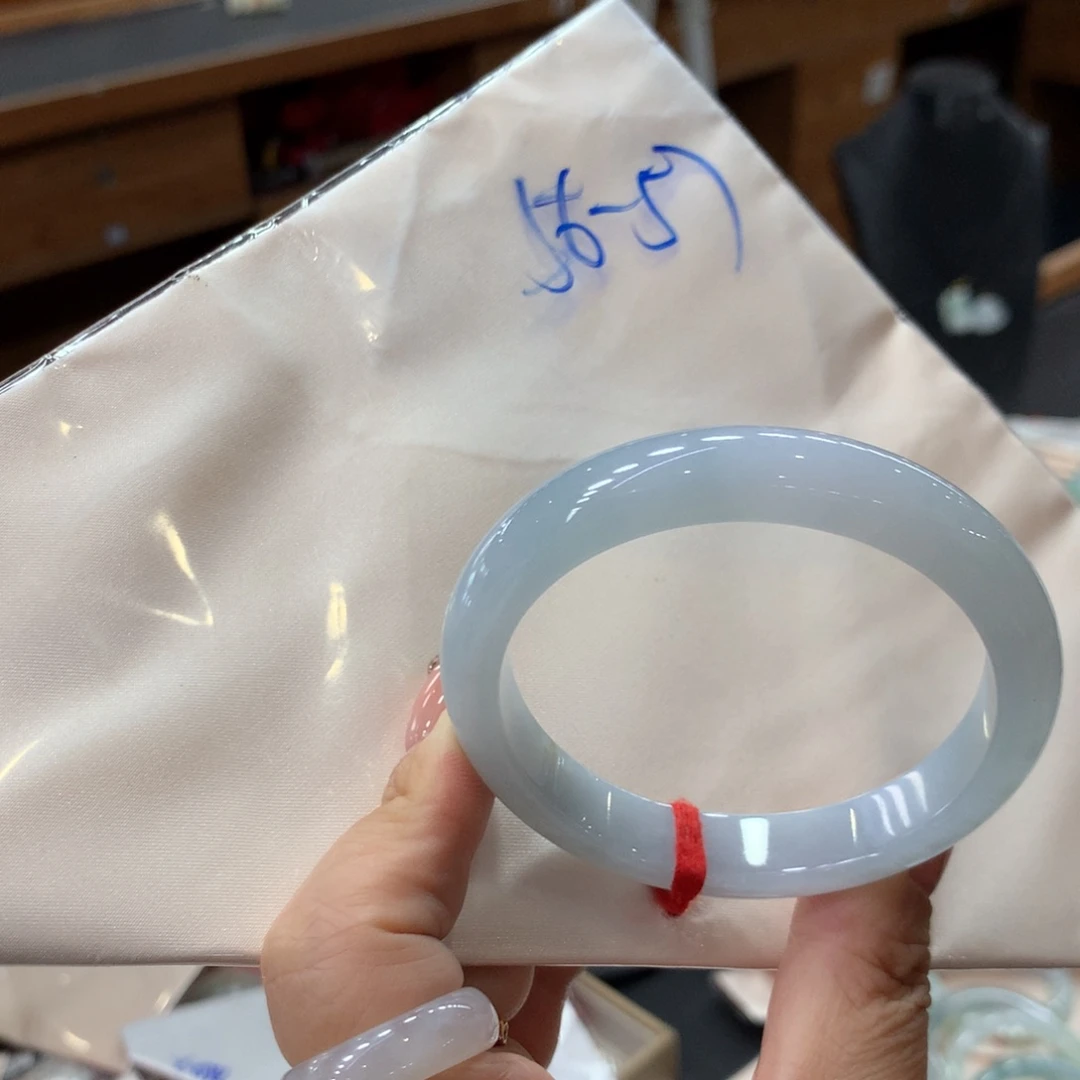 未镶嵌手镯翡翠48小时鉴赏