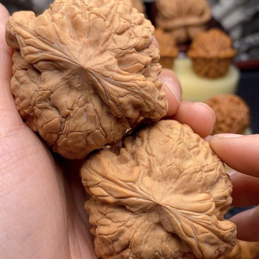 文玩核桃把件55全品龙鼎