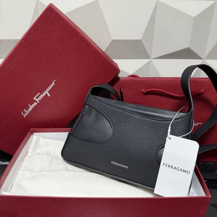 未使用/菲拉格慕/单肩包/C14049961274/[251222LLYC]