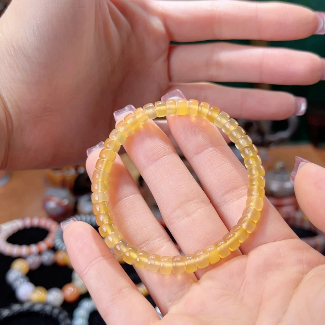玛瑙/玉髓珠串未镶嵌w****6