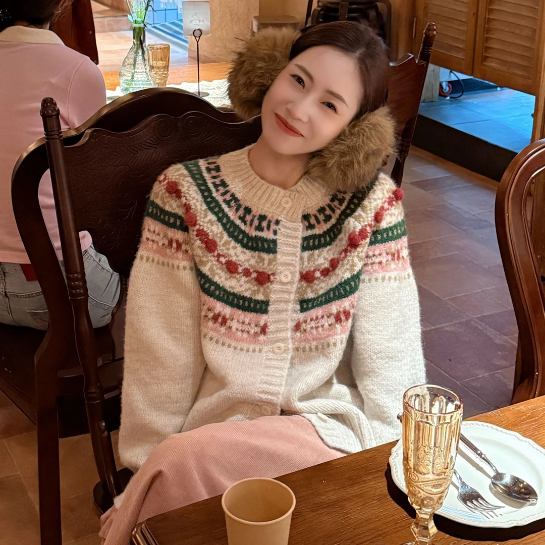 SUNCC现货 草莓慕斯 费尔岛气质INS风慵懒氛围韩系温柔保暖毛衣