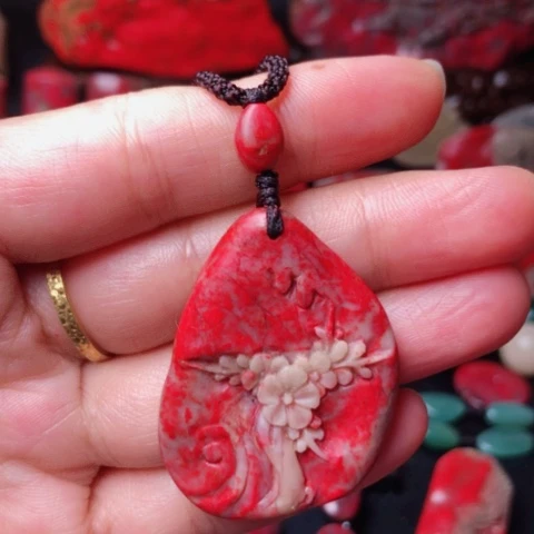 昌化鸡血石昌化鸡血石挂件