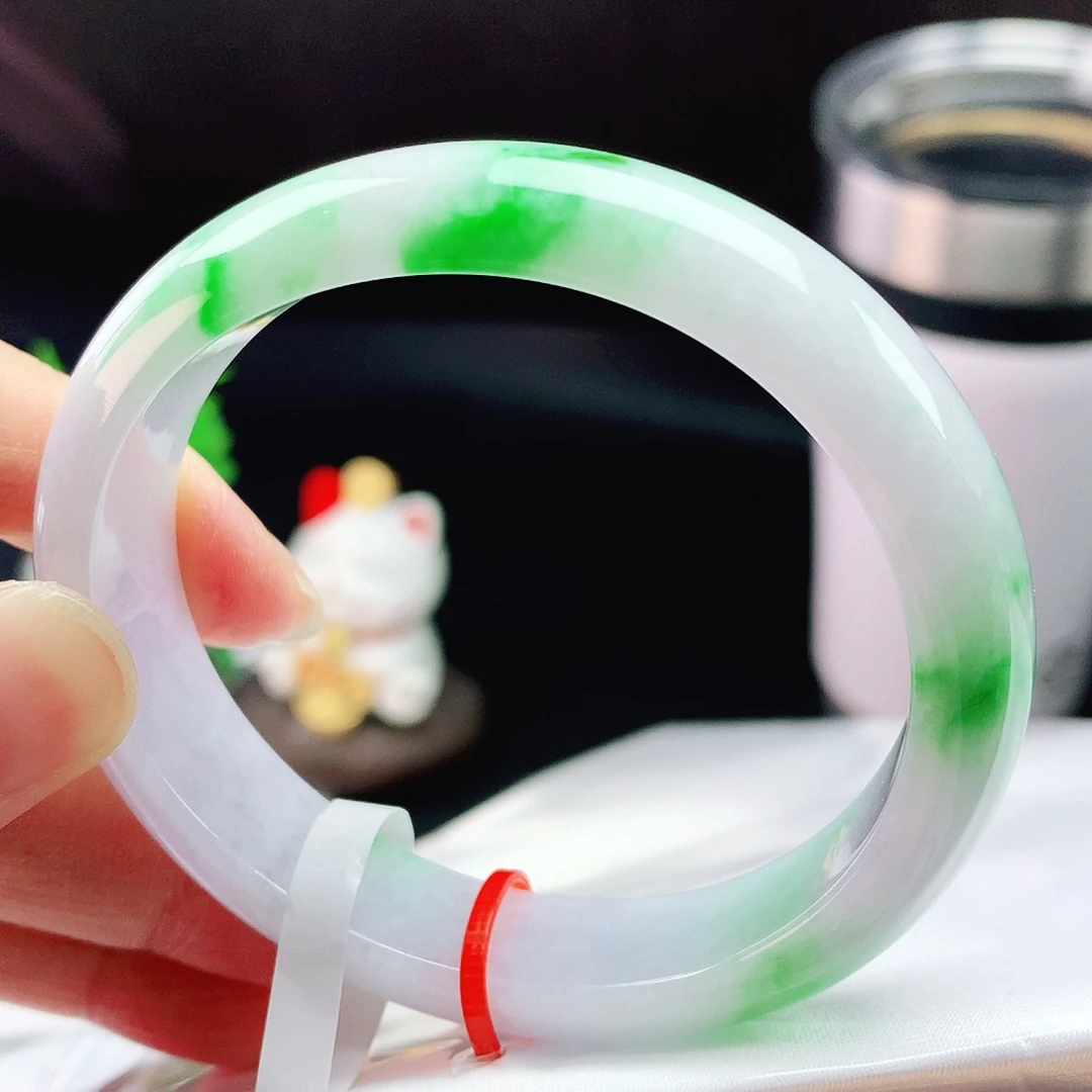 未镶嵌手镯（贵妃镯）翡翠56绿