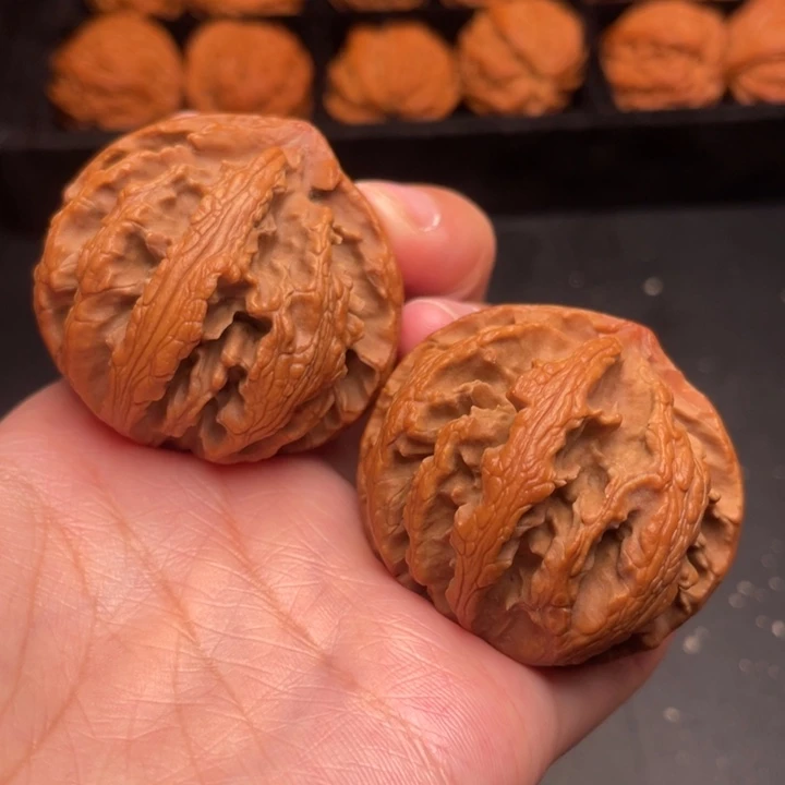 文玩核桃吊坠秦岭野生核桃文玩