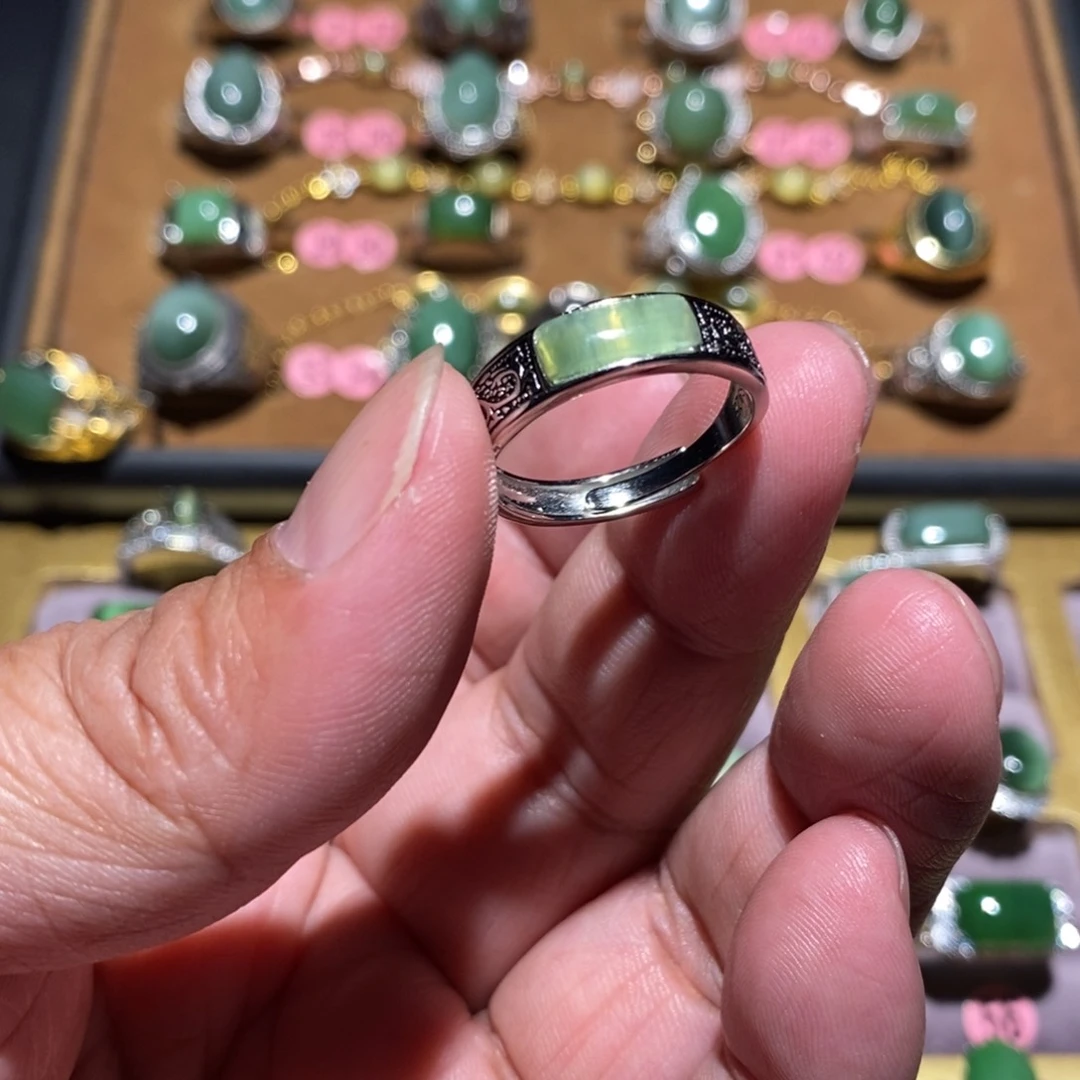 和田玉（碧玉）戒指未镶嵌