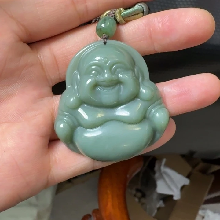 颈饰未镶嵌和田玉粉青佛公