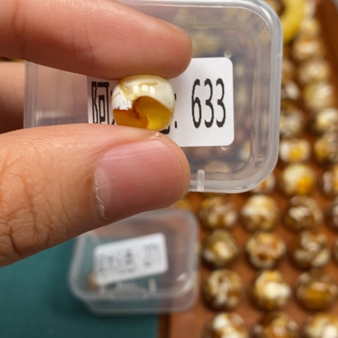 把件猴头核桃沁色圆珠老型633