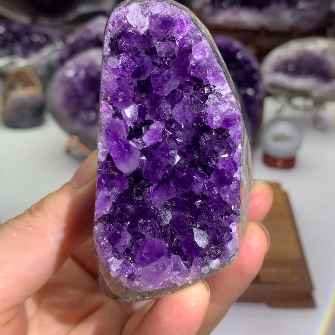 未镶嵌紫晶大型摆件（非配饰）