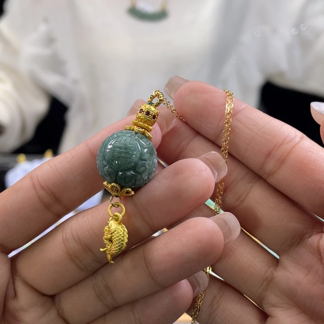 翡翠颈饰未镶嵌代编织