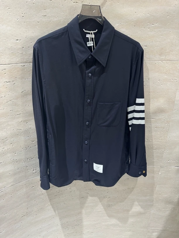 99新 THOMBROWNE 肩宽48胸围108衣长82编码874