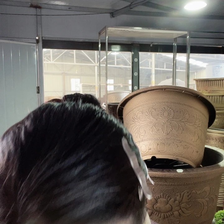 圆60口径花盆八个