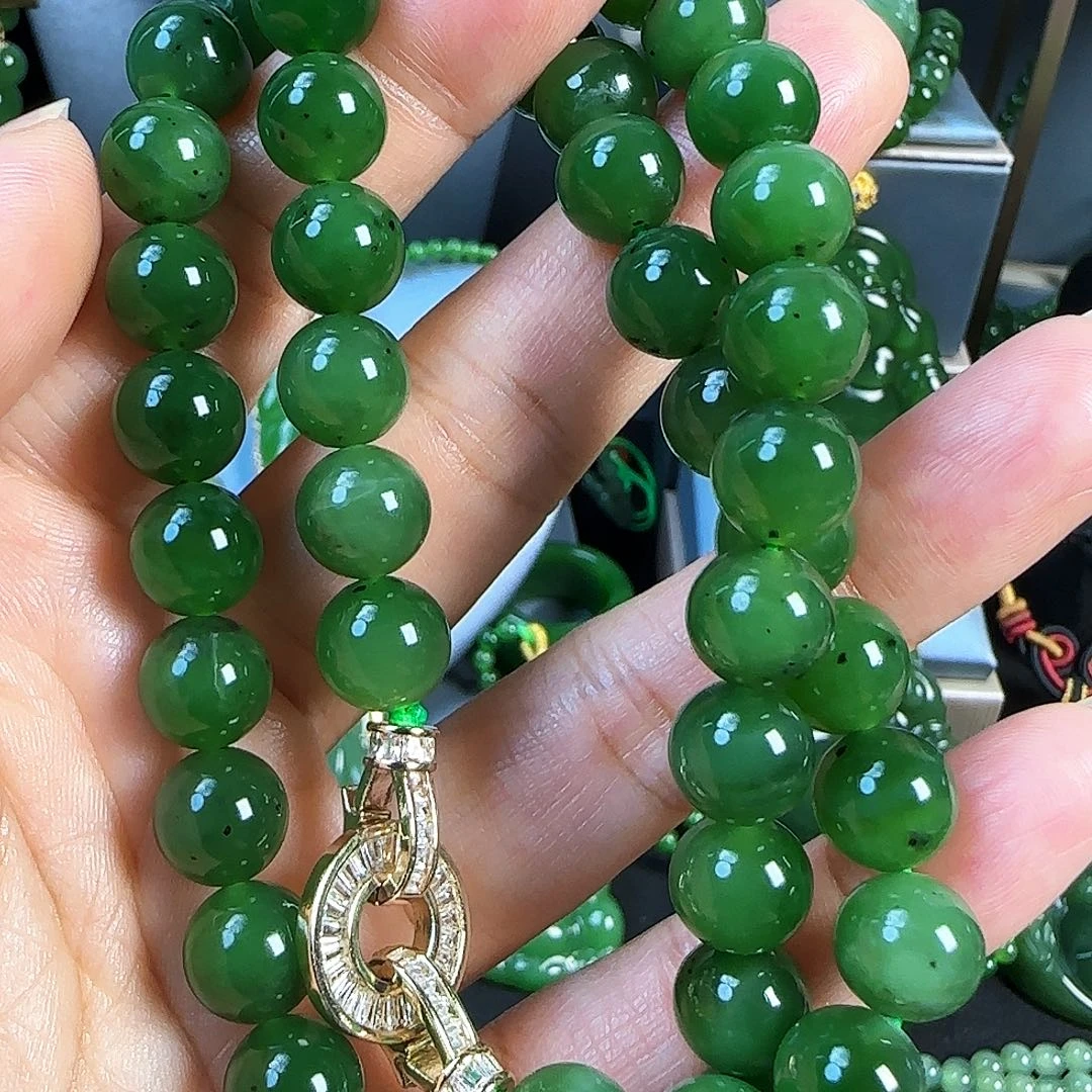 和田玉（碧玉）未镶嵌颈饰