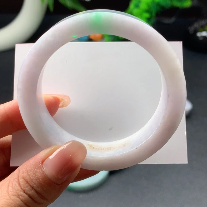 定制翡翠未镶嵌镯子