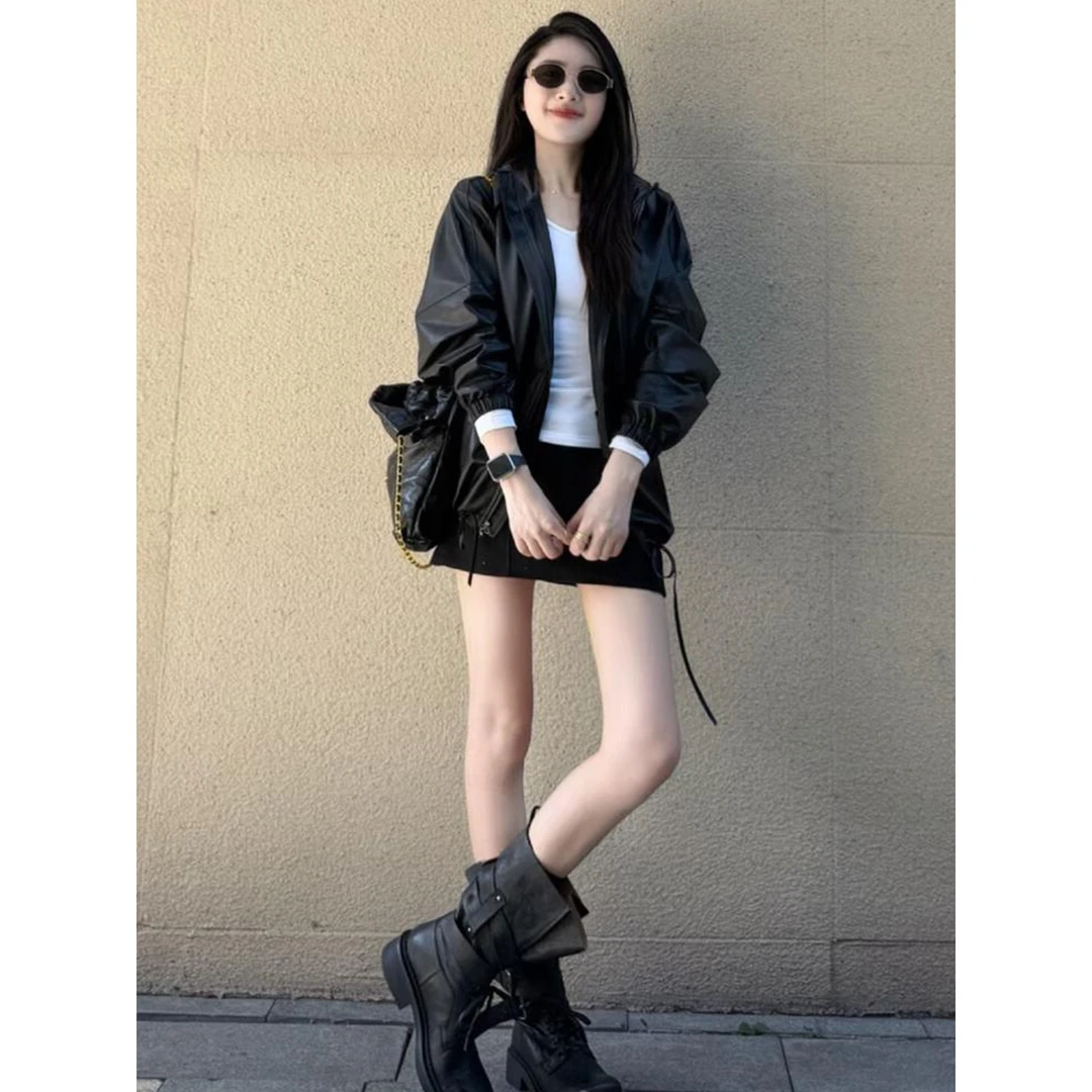 秋季独特漂亮上衣轻奢小众不撞款韩里韩气又酷又飒黑色皮衣外套女