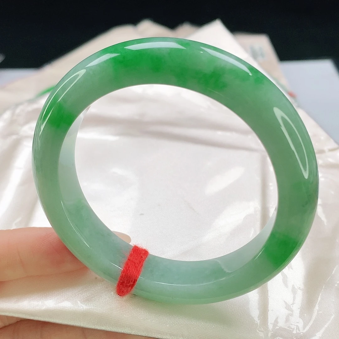 未镶嵌手镯翡翠822