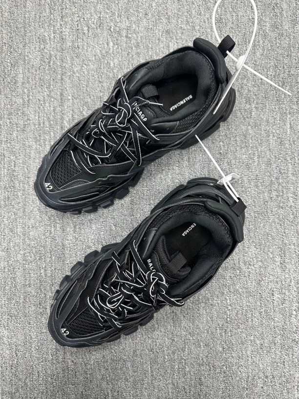 99新 Balenciaga/巴黎世家 42 巴黎世家track老爹鞋黑色